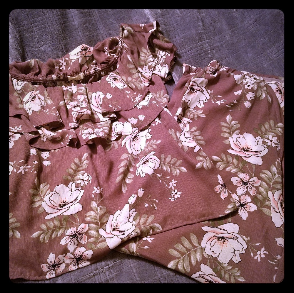 Cute 2 piece floral pant set
